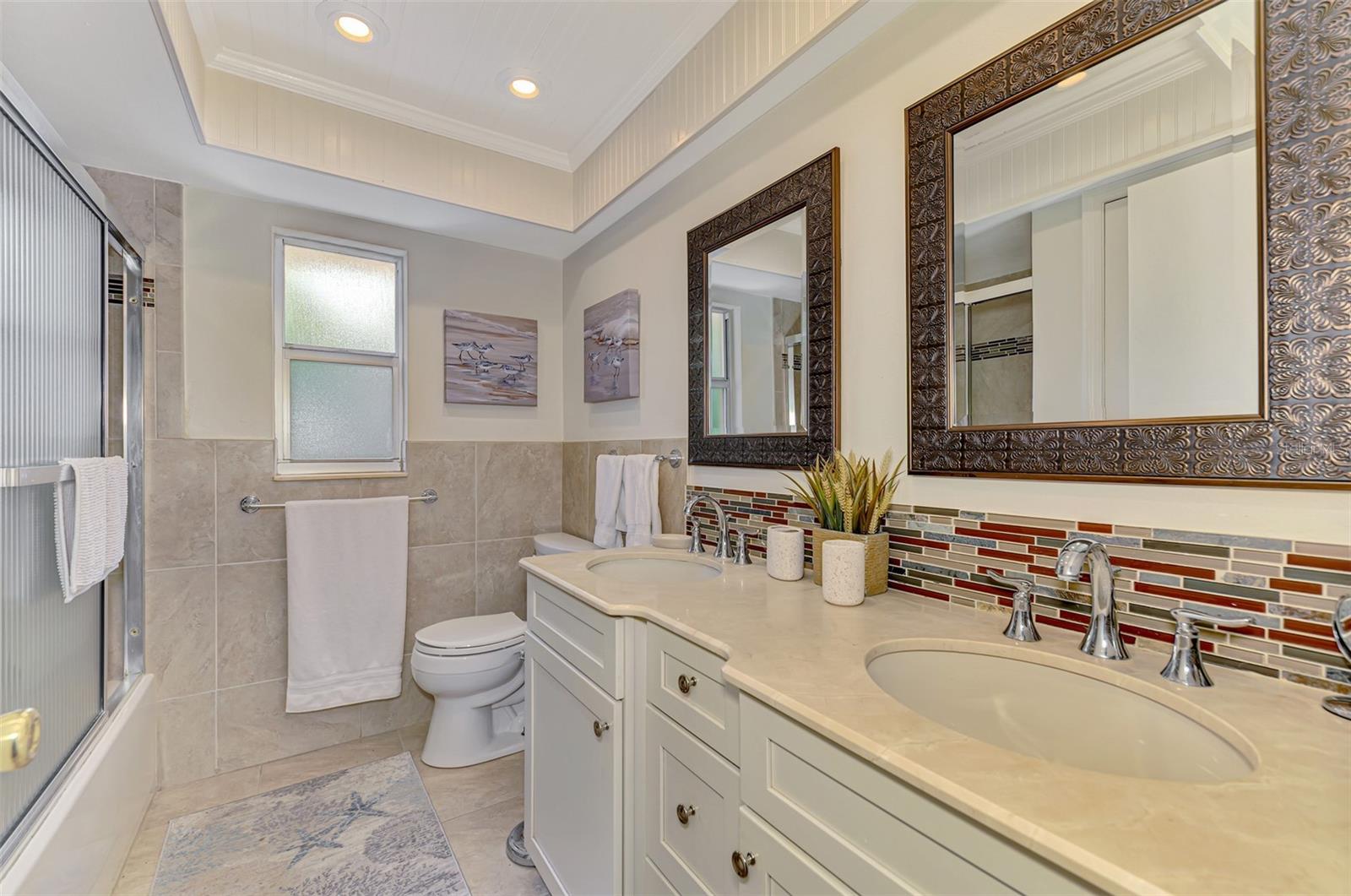 4946 COMMONWEALTH DR — photo 40