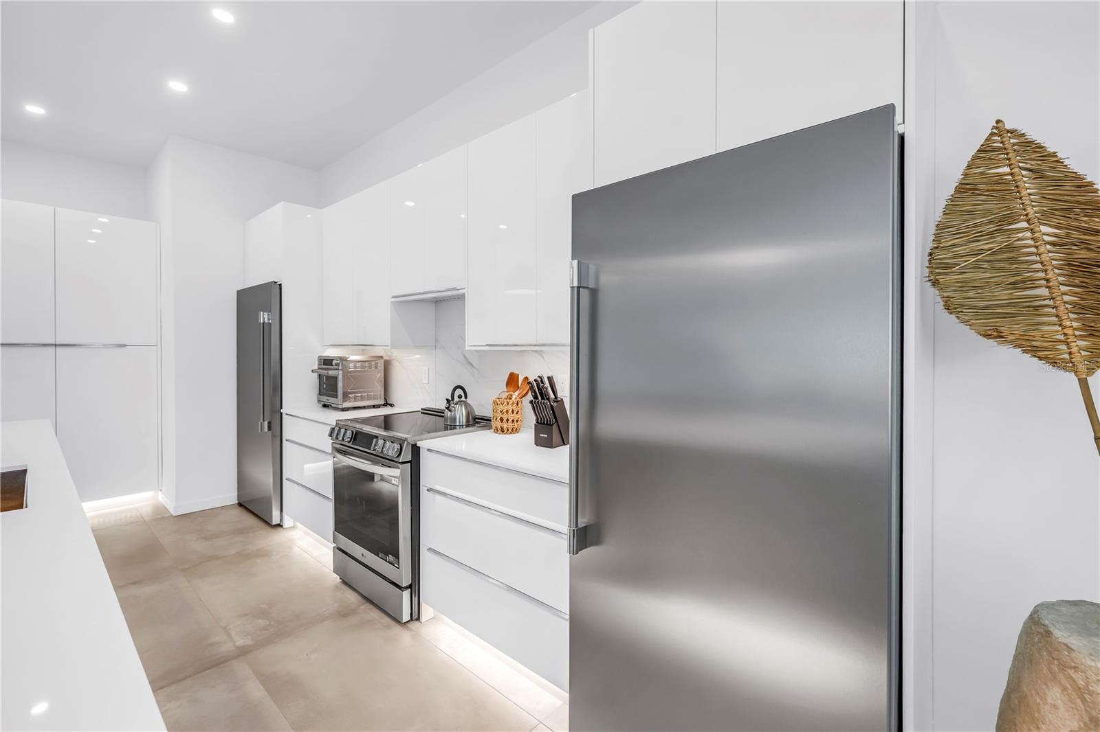 2314 FLOYD ST — photo 16