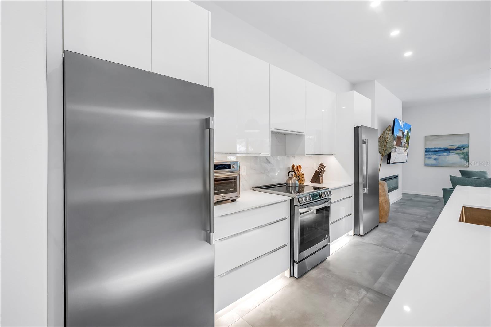 2314 FLOYD ST — photo 15