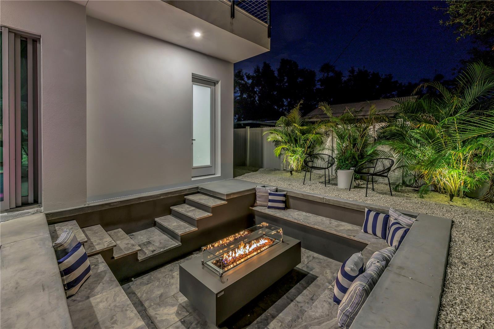 2314 FLOYD ST — photo 90
