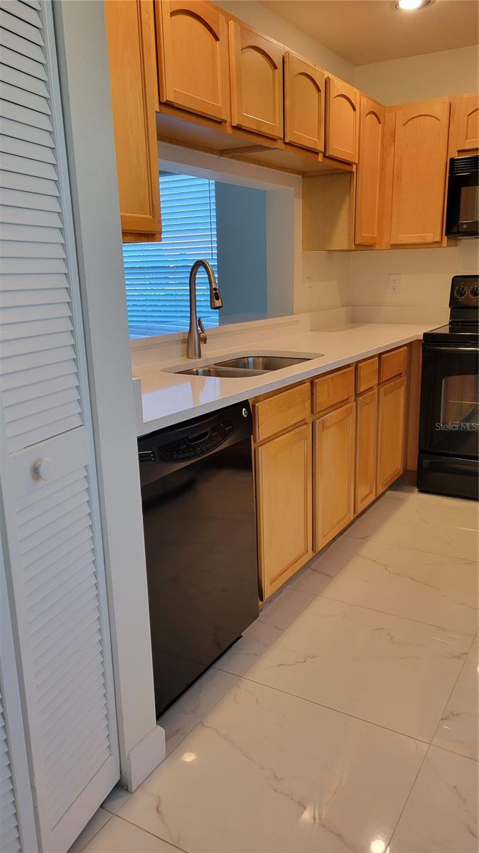 3120 RINGWOOD MEADOW RD #39 — photo 4