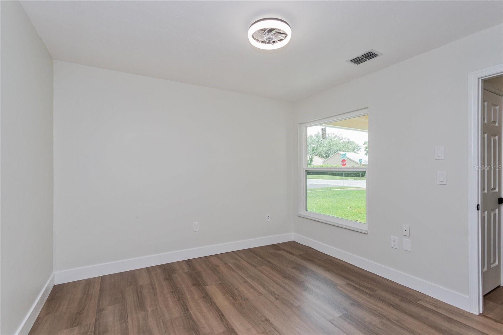 7728 BALHARBOUR DR — photo 9