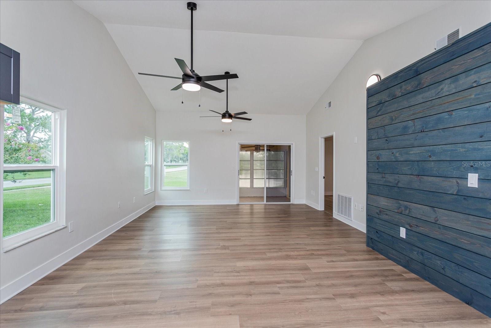 7728 BALHARBOUR DR — photo 6