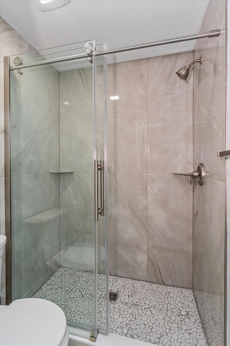 7728 BALHARBOUR DR — photo 11