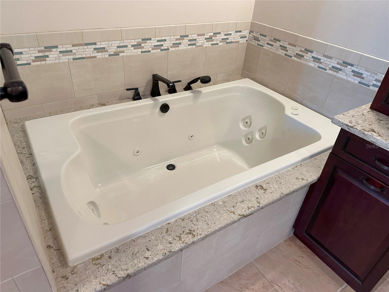 459 HAVEN POINT DR — photo 57