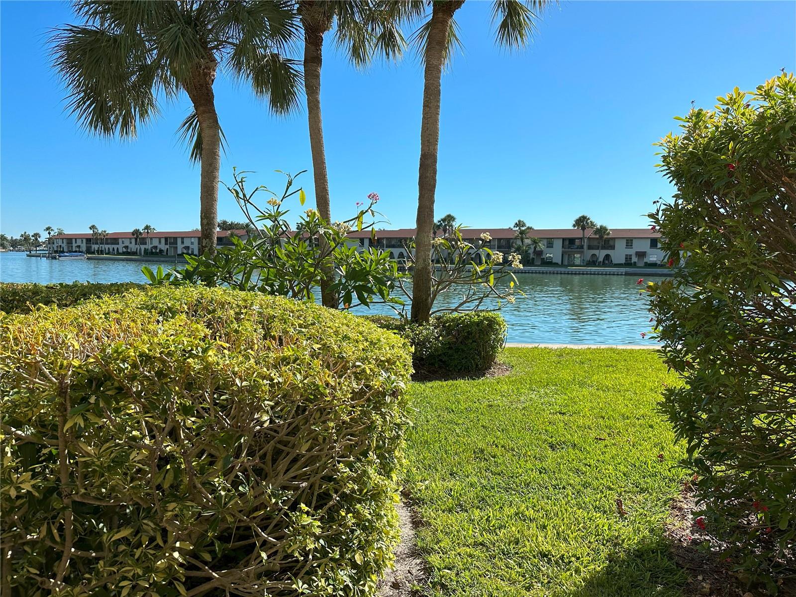 459 HAVEN POINT DR — photo 77