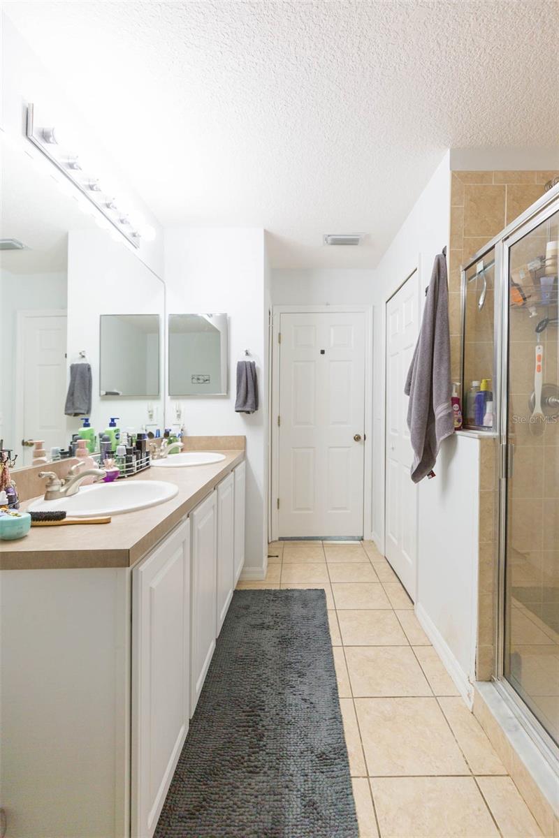 18136 NASSAU POINT DR — photo 17