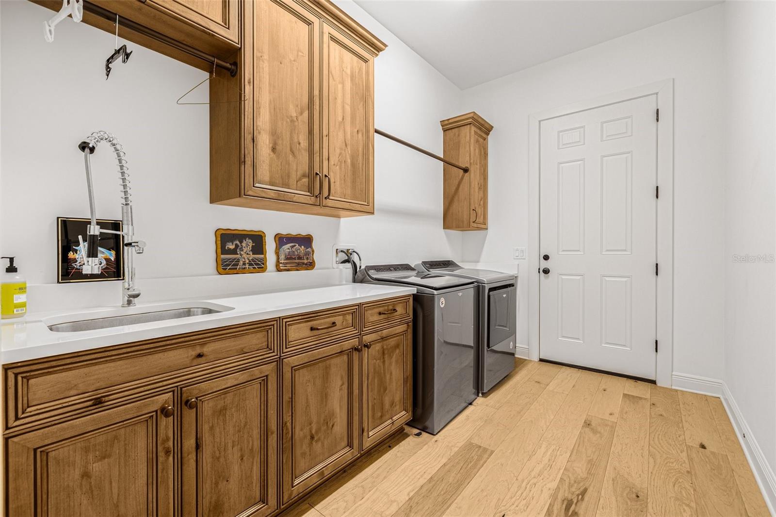 8843 KENTON RD — photo 14