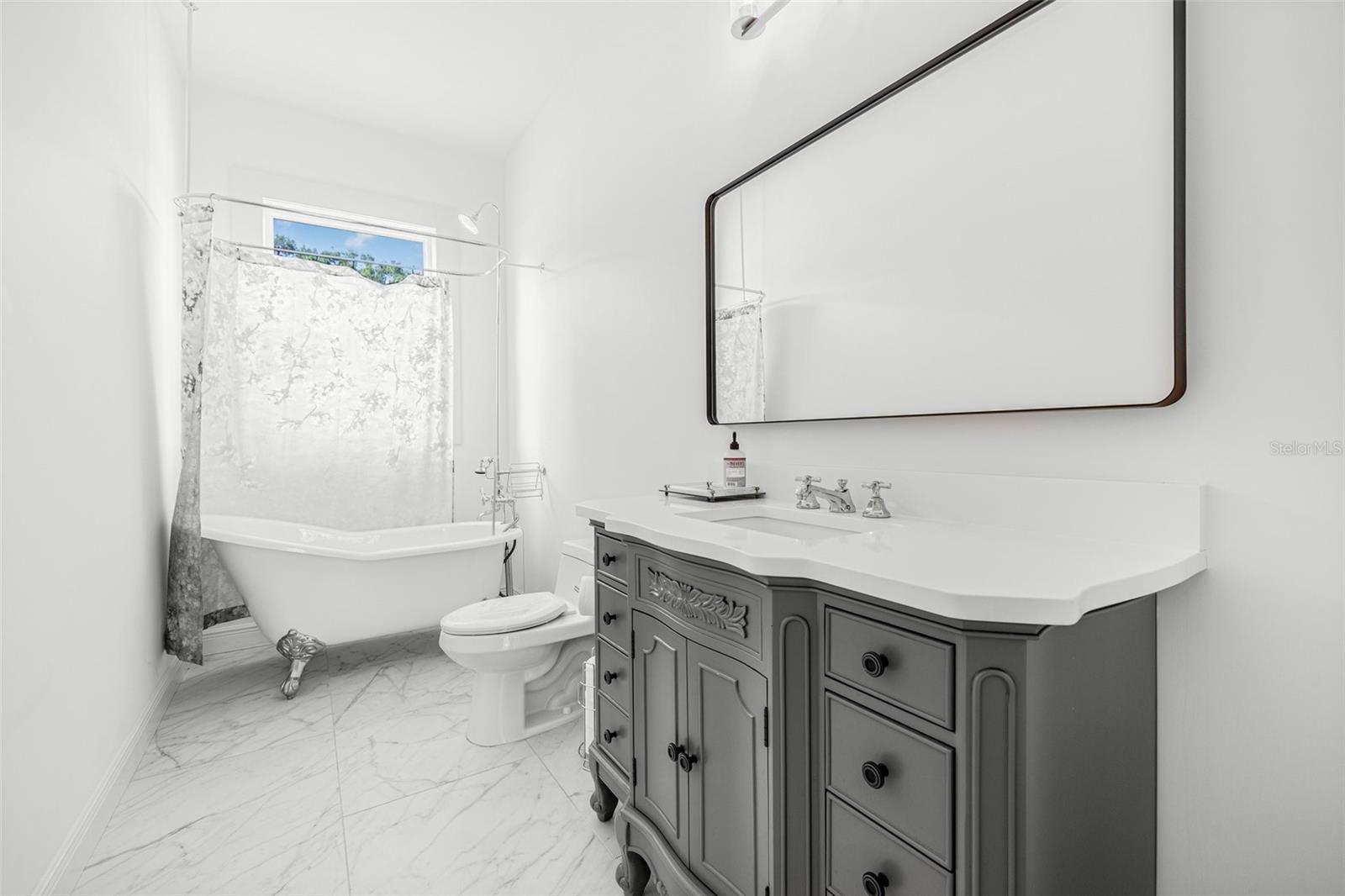 8843 KENTON RD — photo 21