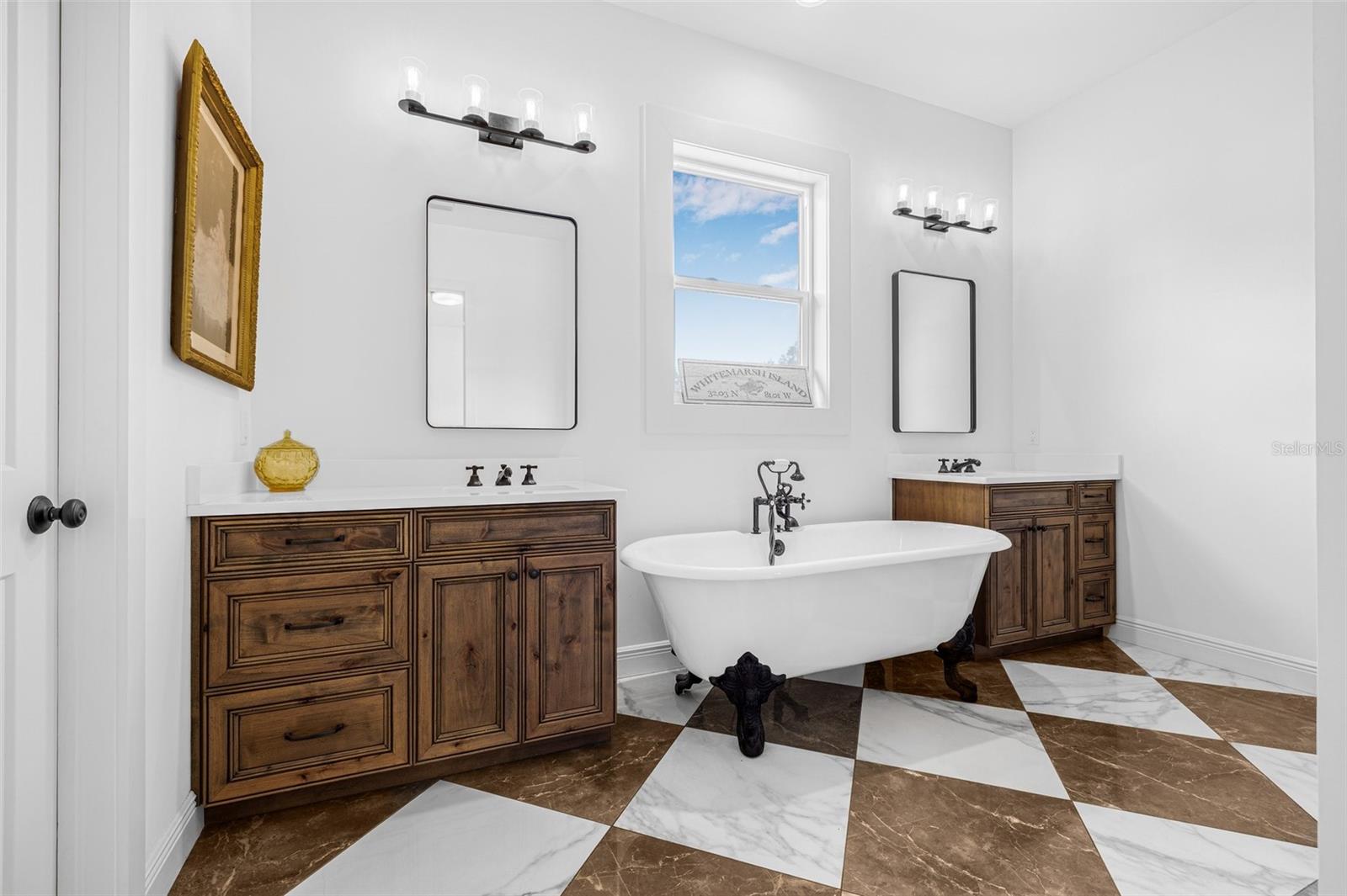 8843 KENTON RD — photo 17
