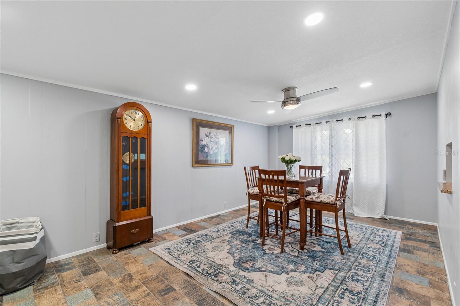 2110 FAIRWAY AVE S — photo 16