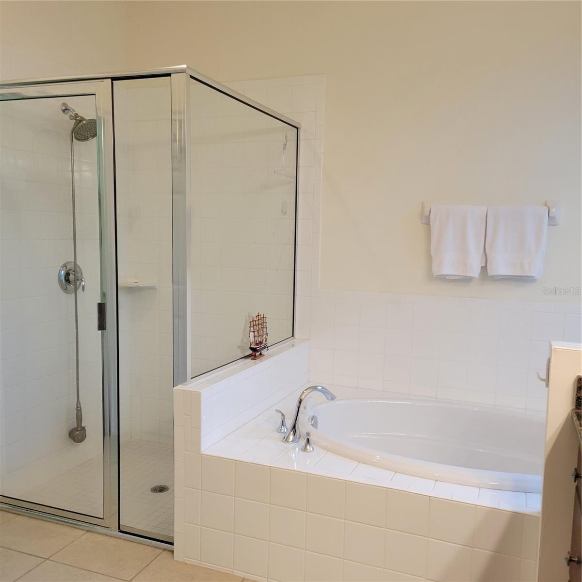 106 LERIDA CT — photo 15