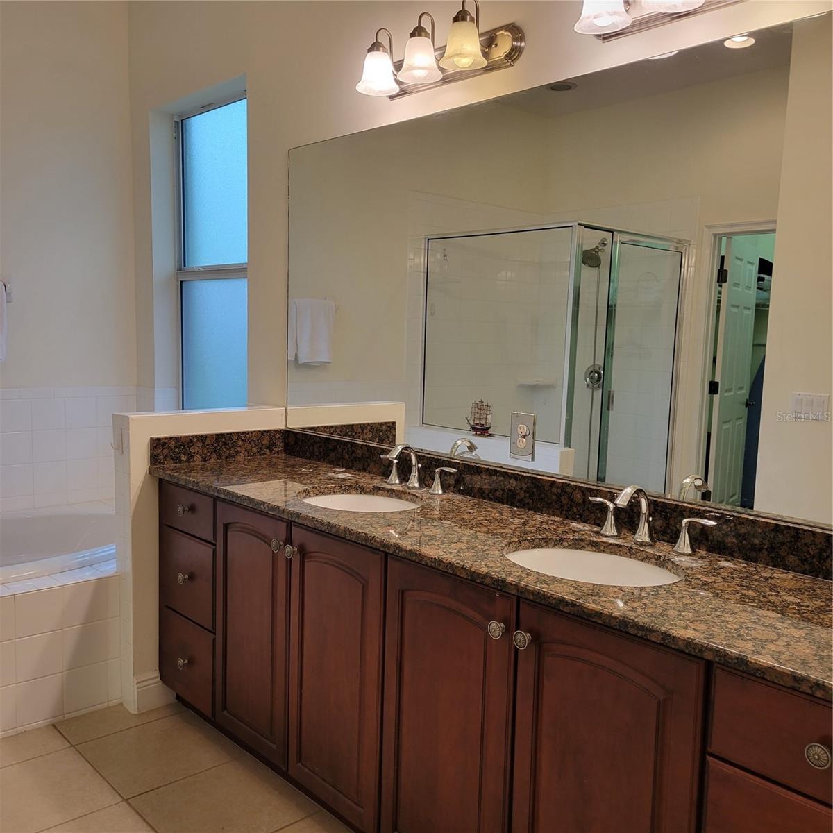106 LERIDA CT — photo 14