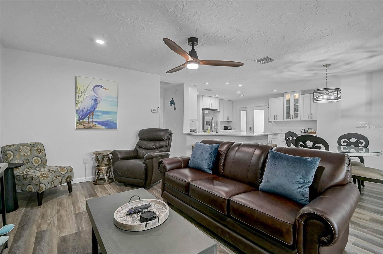 6308 MIDNIGHT PASS RD #6 — photo 16
