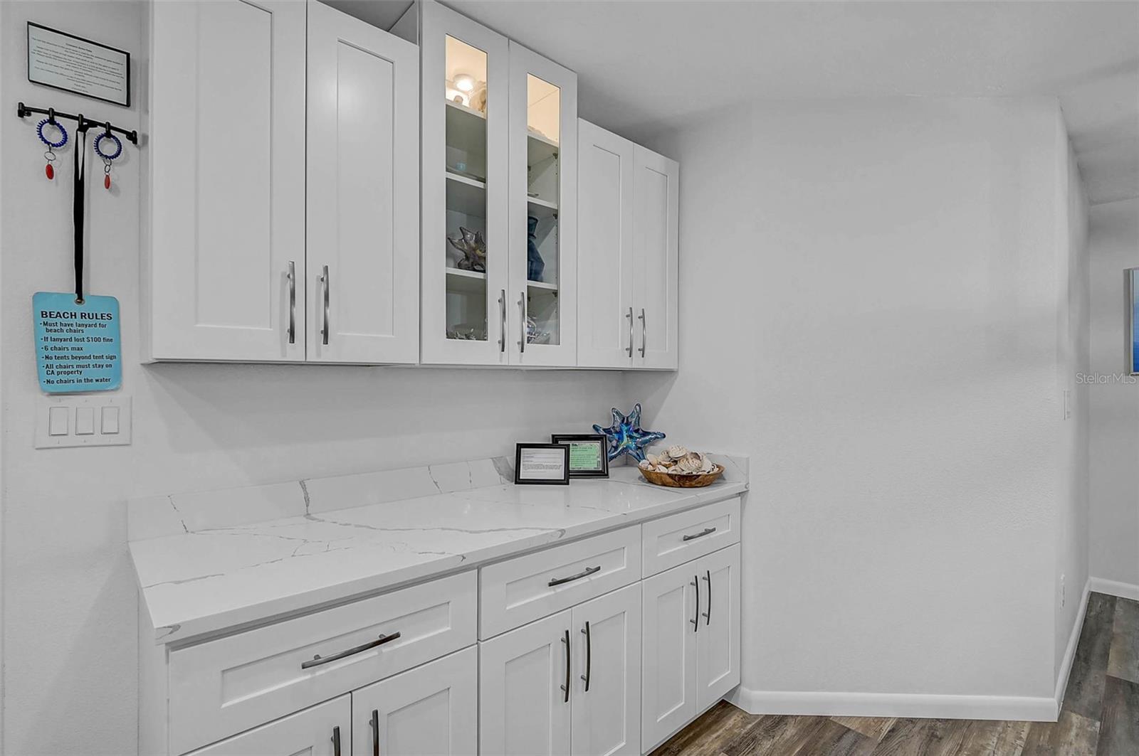 6308 MIDNIGHT PASS RD #6 — photo 26