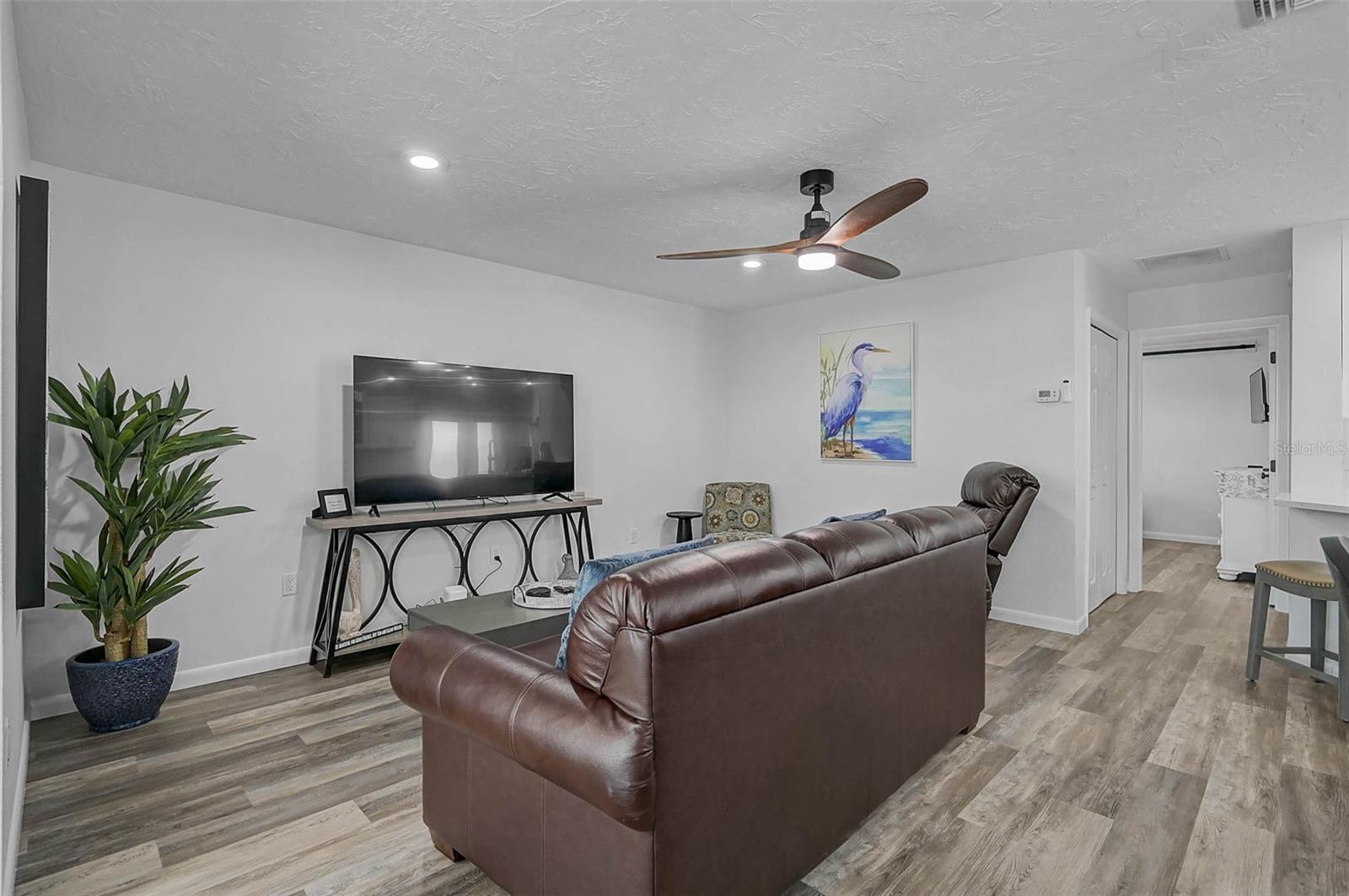 6308 MIDNIGHT PASS RD #6 — photo 18