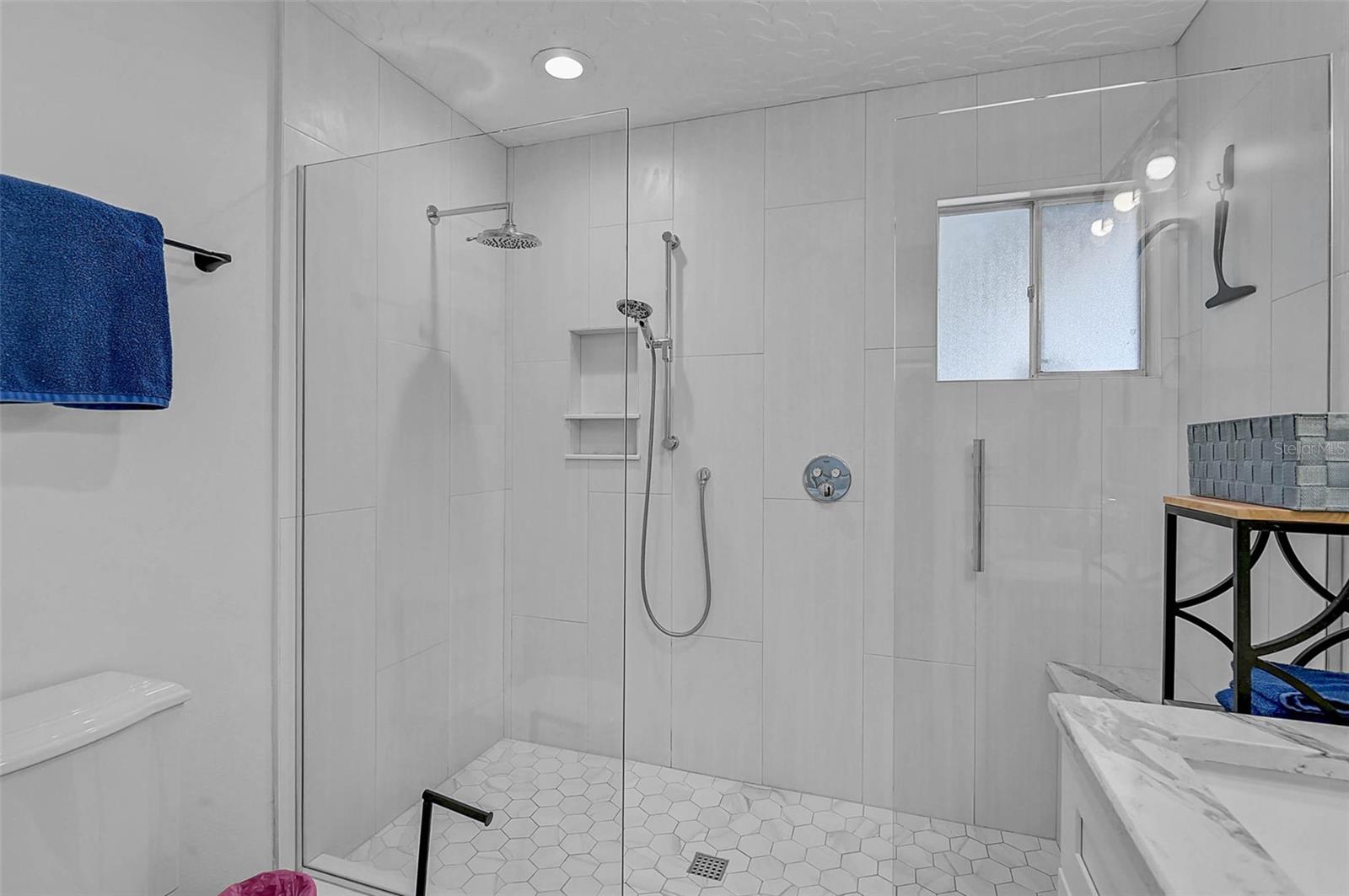 6308 MIDNIGHT PASS RD #6 — photo 30