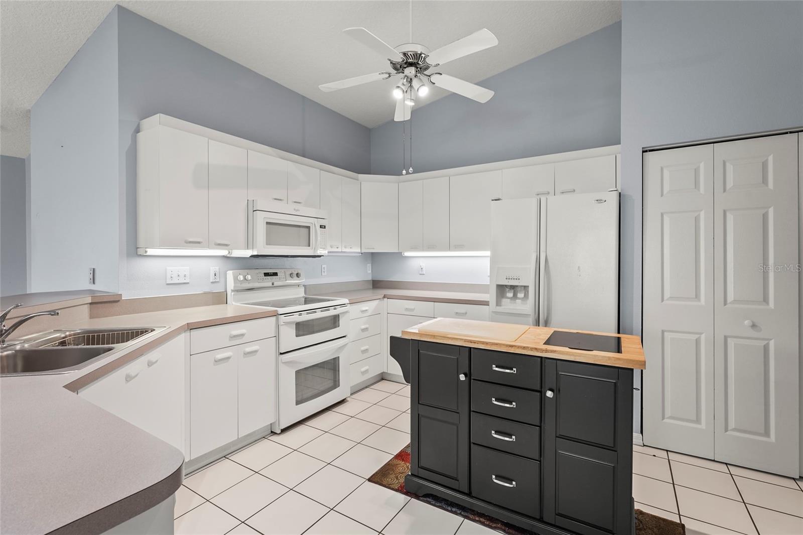 2417 FAIRWAY OAKS DR #22 — photo 19