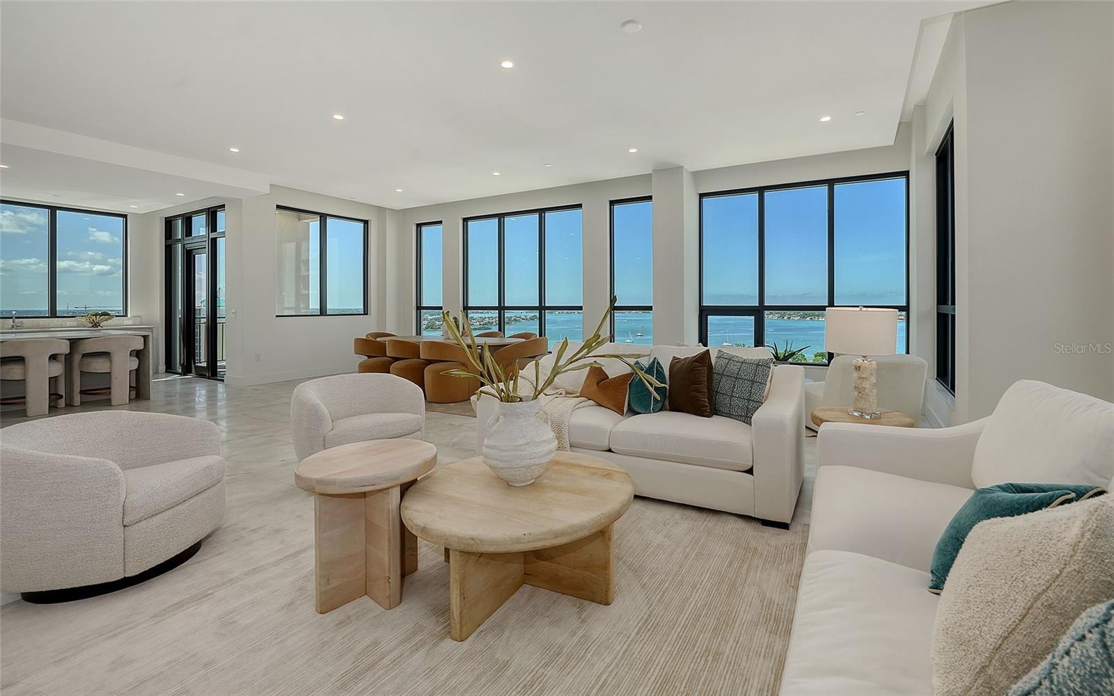 33 S PALM AVE #1501 — photo 9