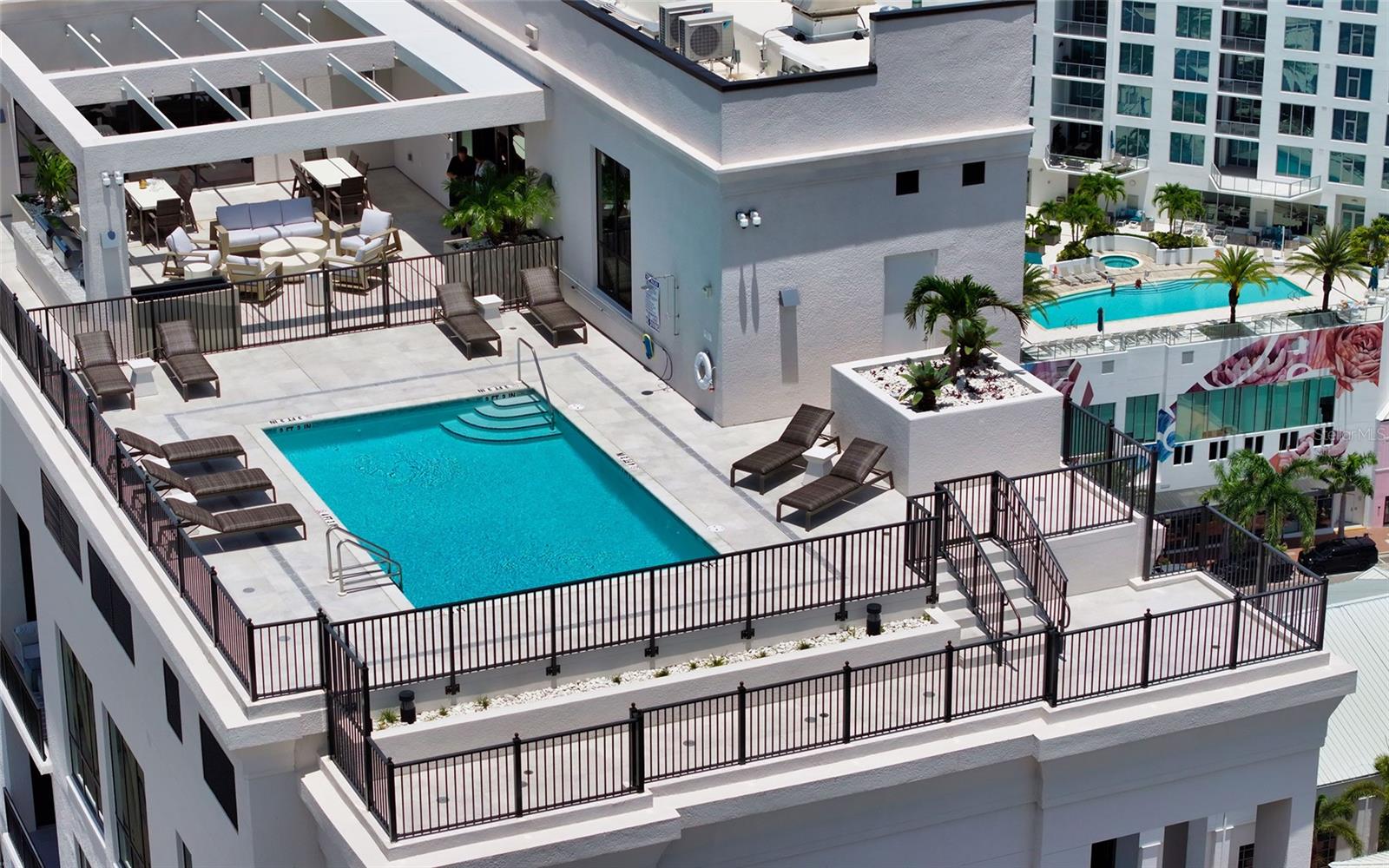 33 S PALM AVE #1501 — photo 43
