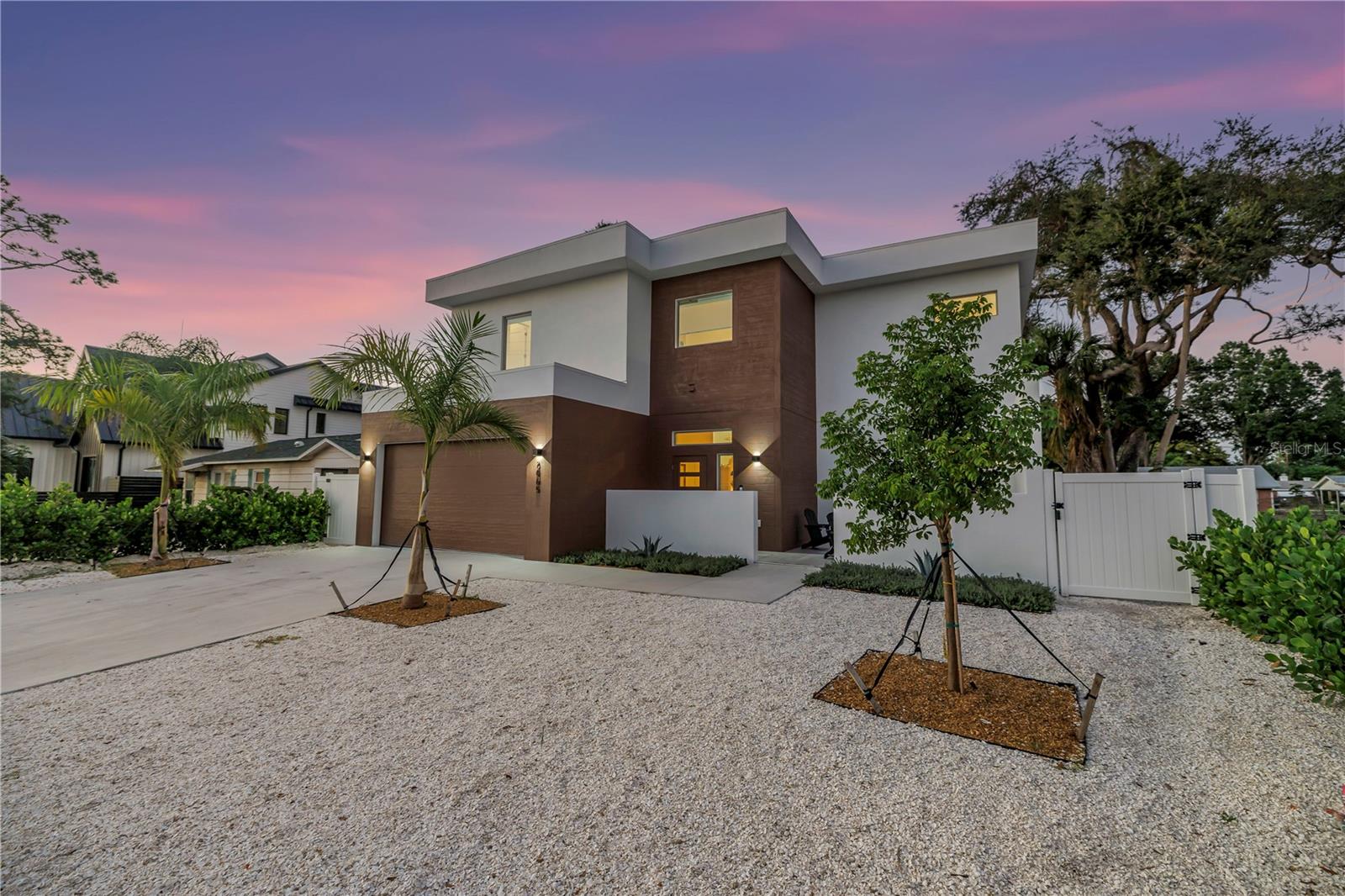 2065 GOLDENROD ST — photo 3