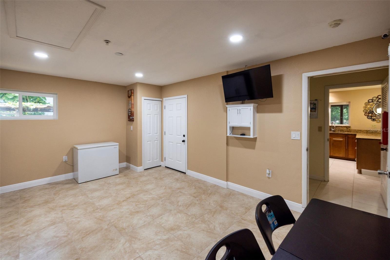 7128 WRENWOOD CIR — photo 7