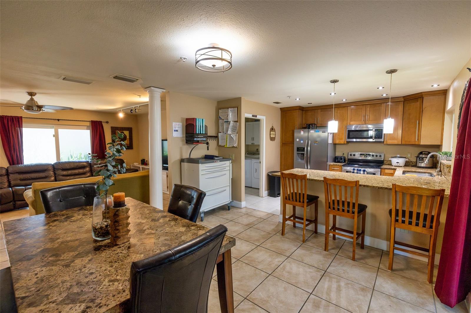 7128 WRENWOOD CIR — photo 2