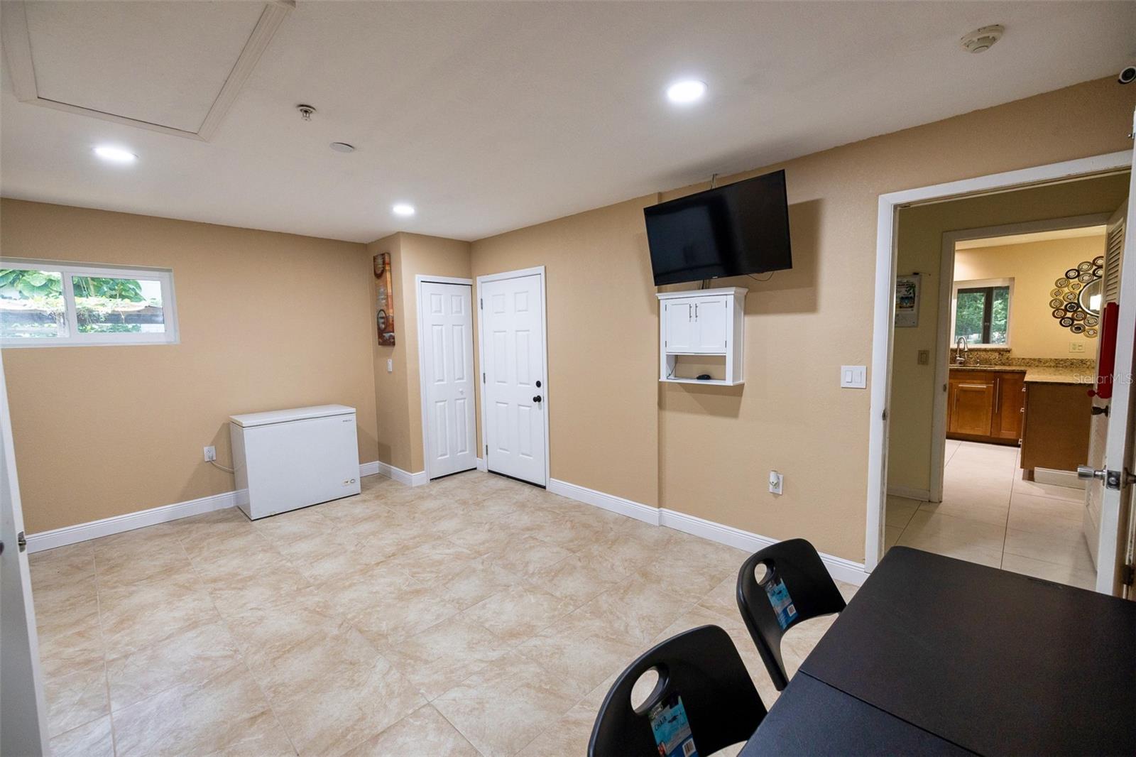 7128 WRENWOOD CIR — photo 6