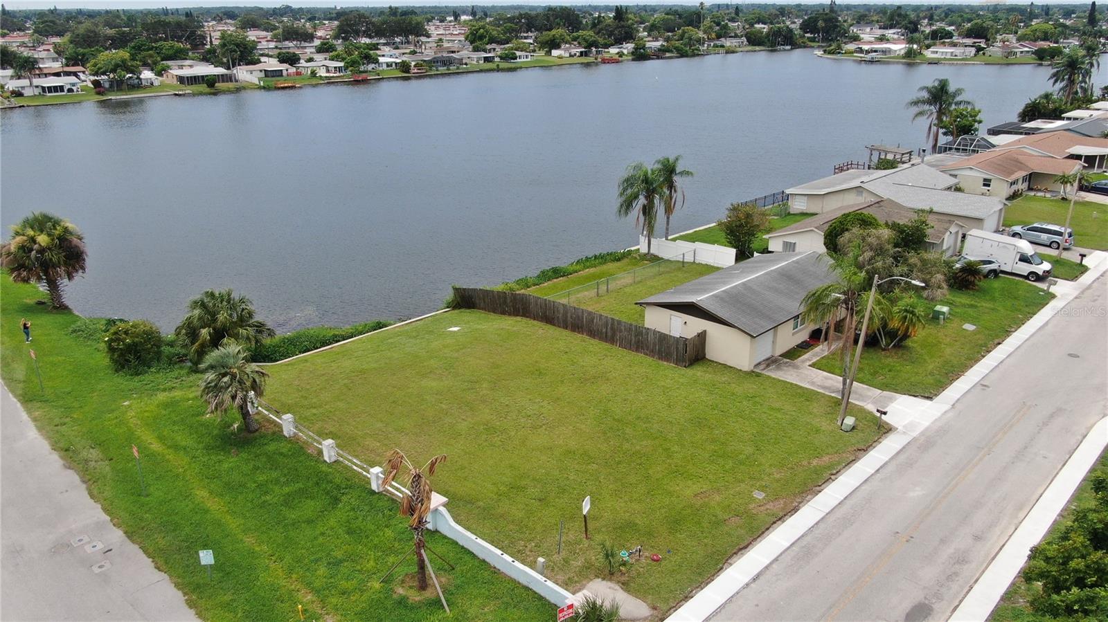 4368 SUNRAY DR — photo 6
