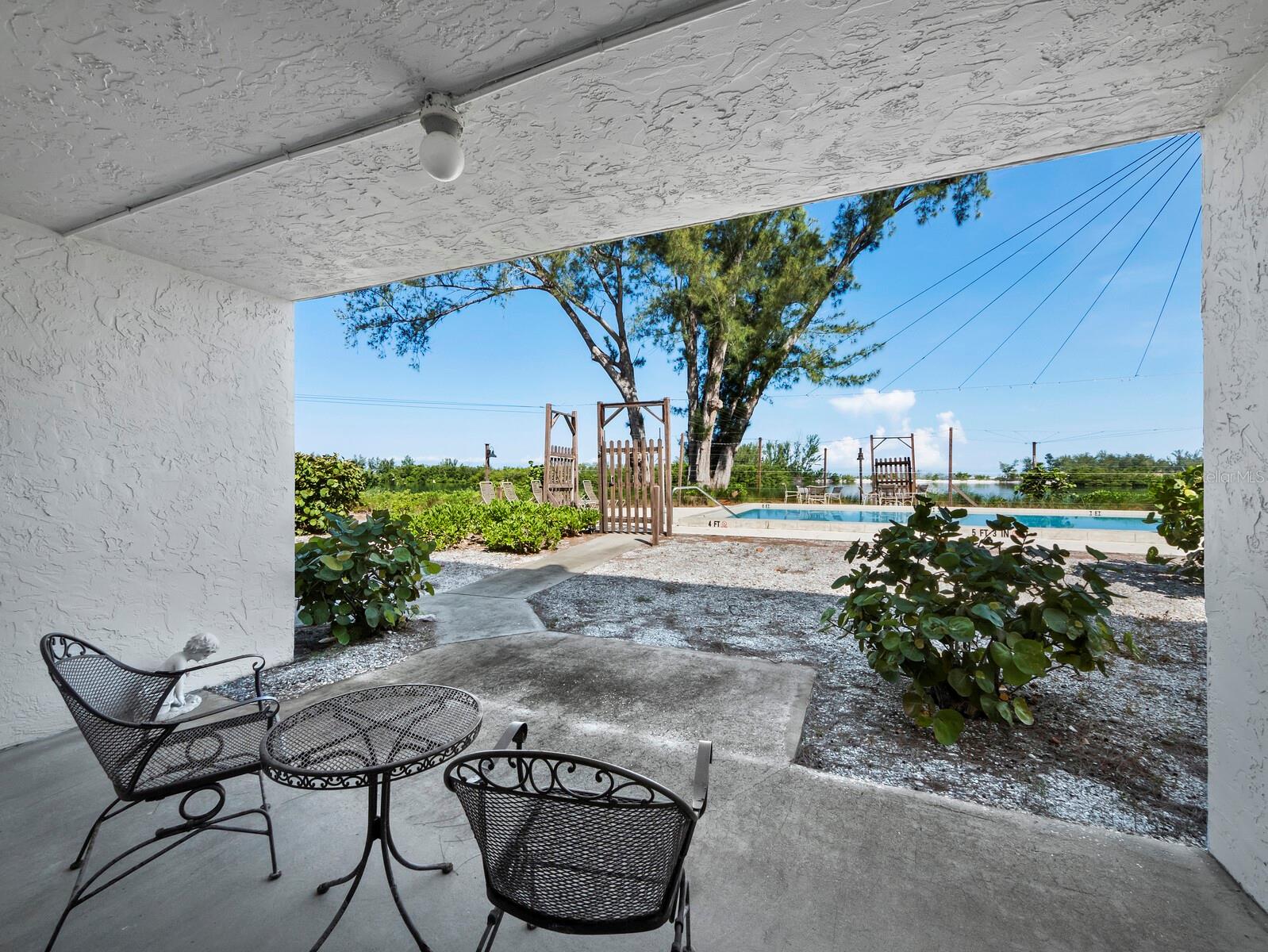 490 N SHORE RD #6 — photo 34