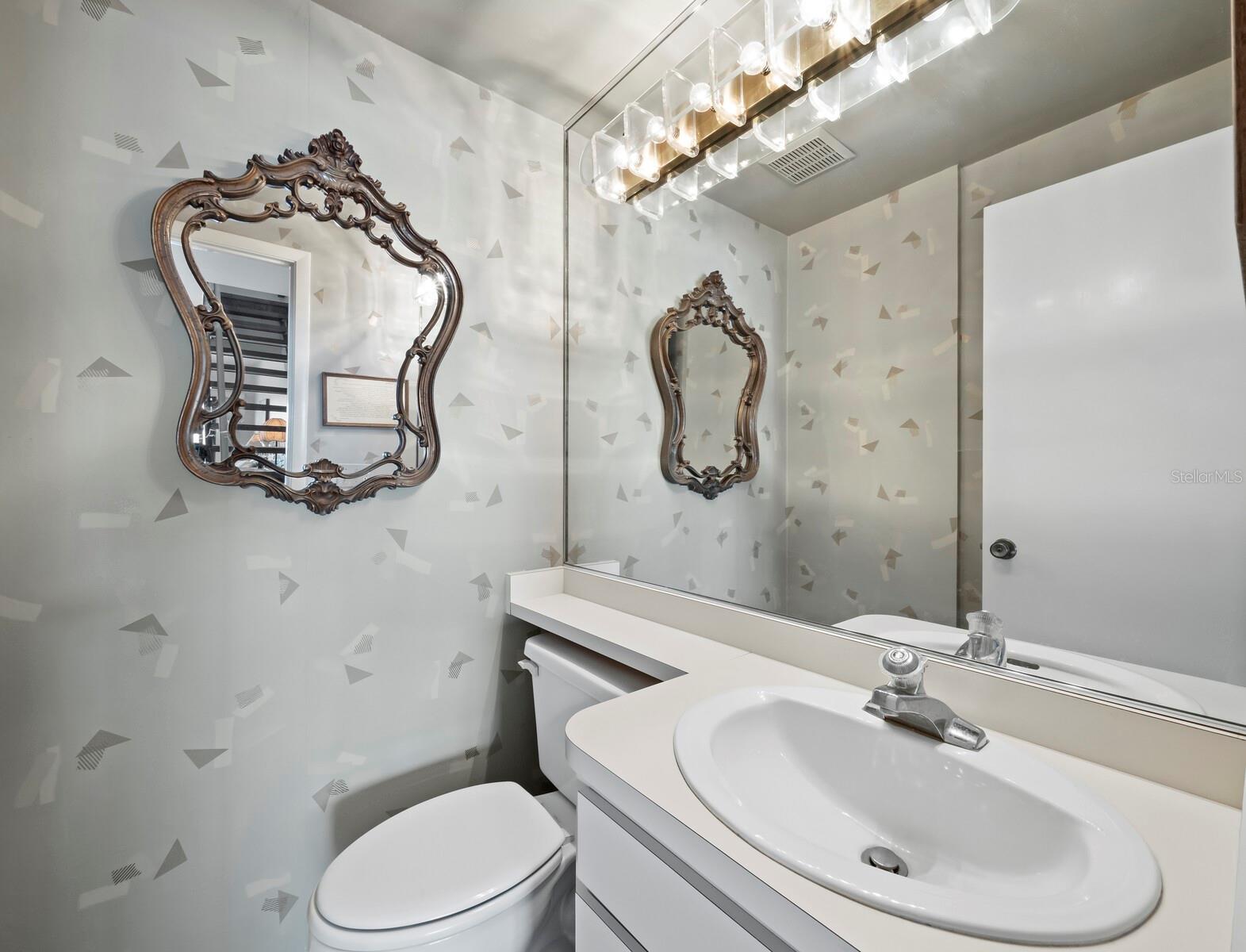 490 N SHORE RD #6 — photo 22