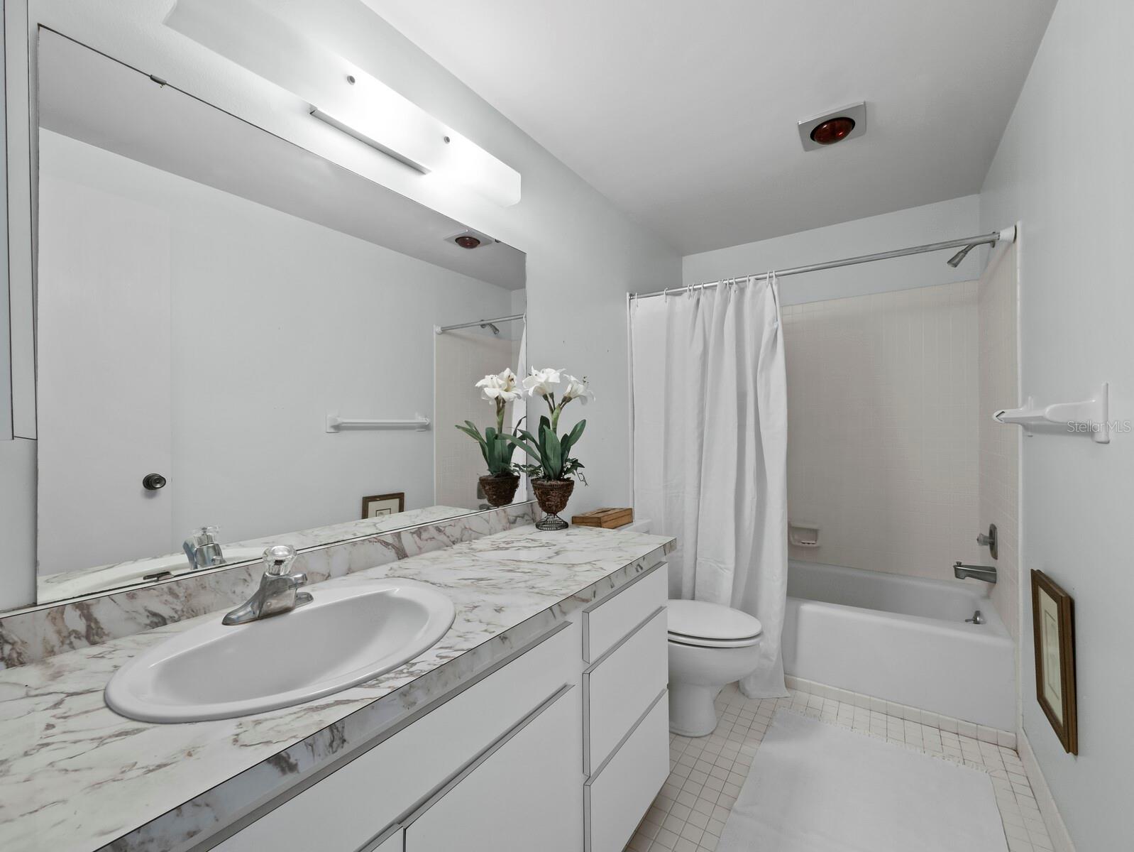 490 N SHORE RD #6 — photo 31
