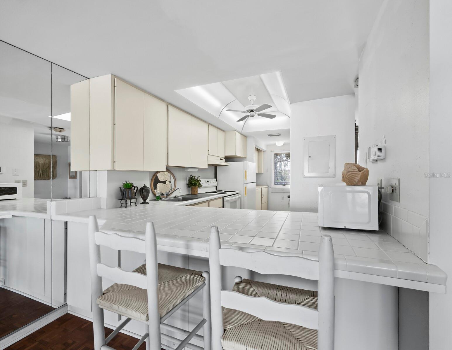490 N SHORE RD #6 — photo 18