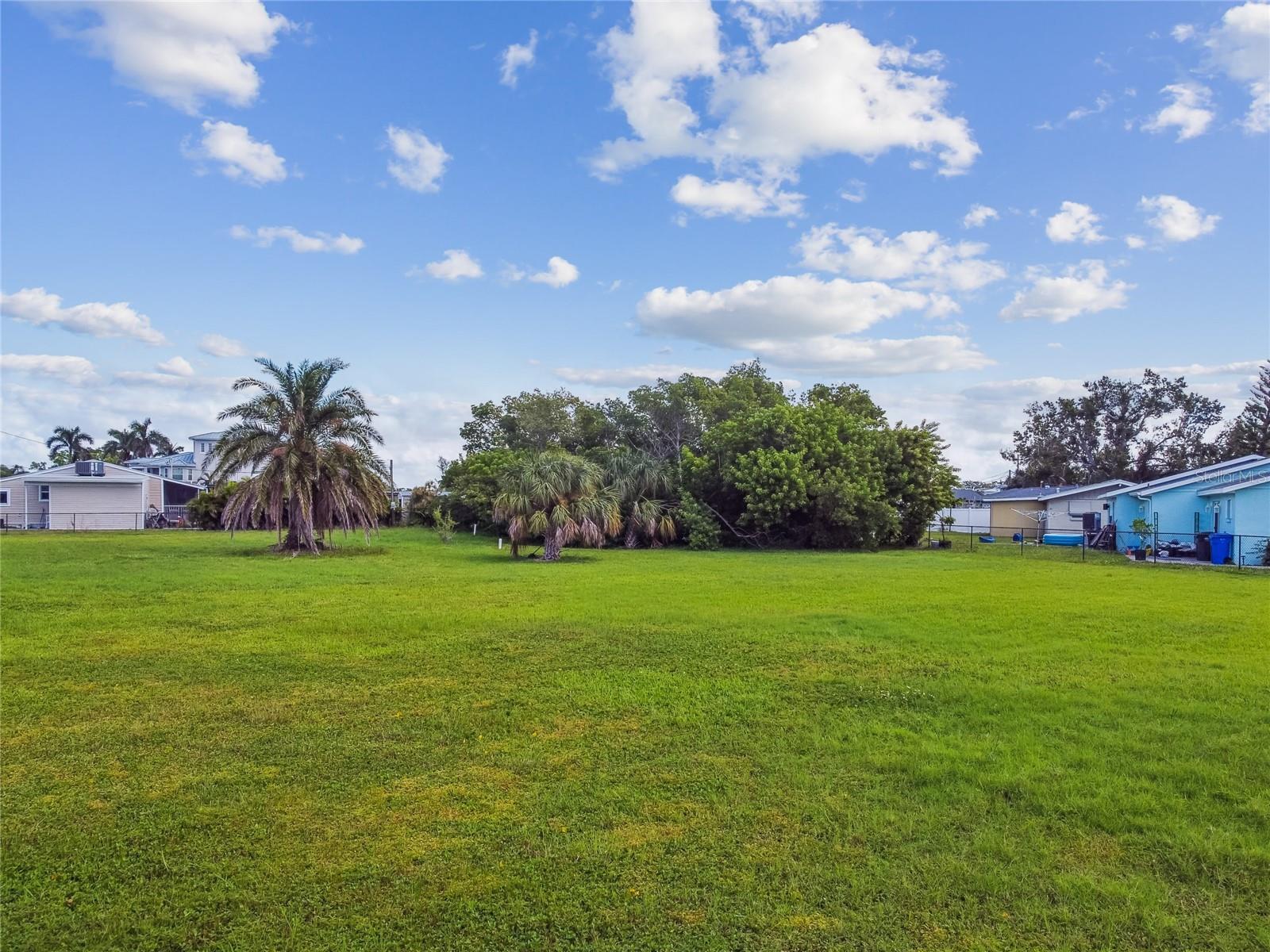 W SHELL POINT RD — photo 10