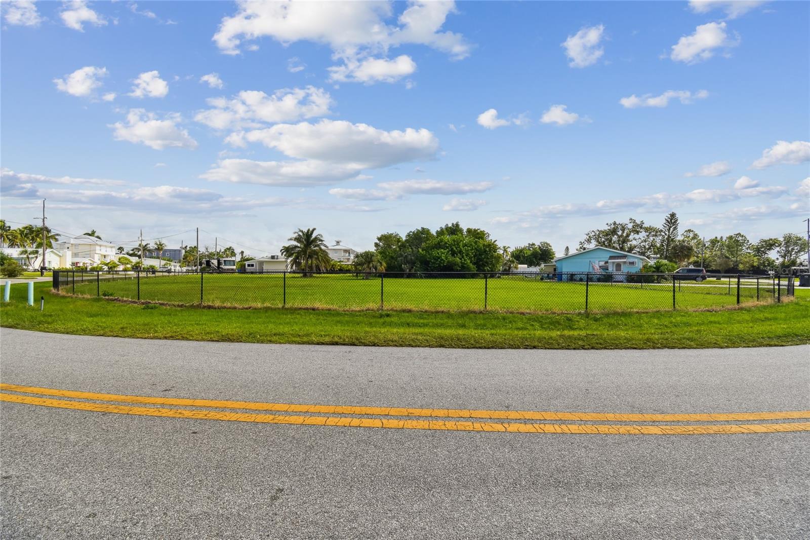 W SHELL POINT RD — photo 9