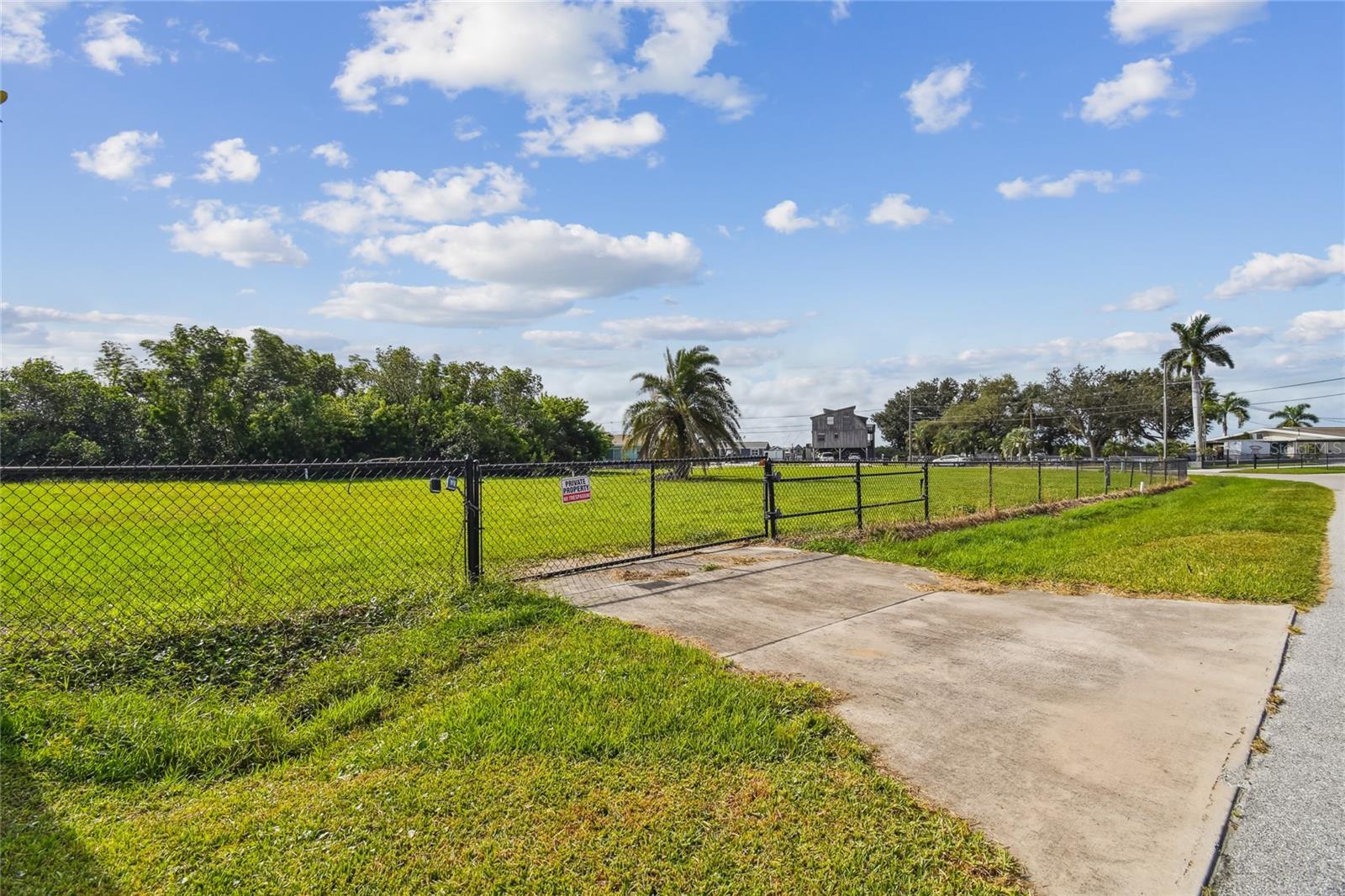 W SHELL POINT RD — photo 18