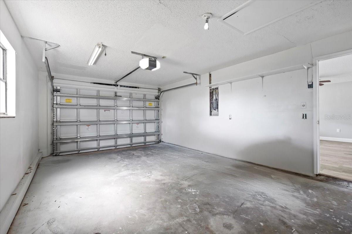 116 HERMES RD — photo 17