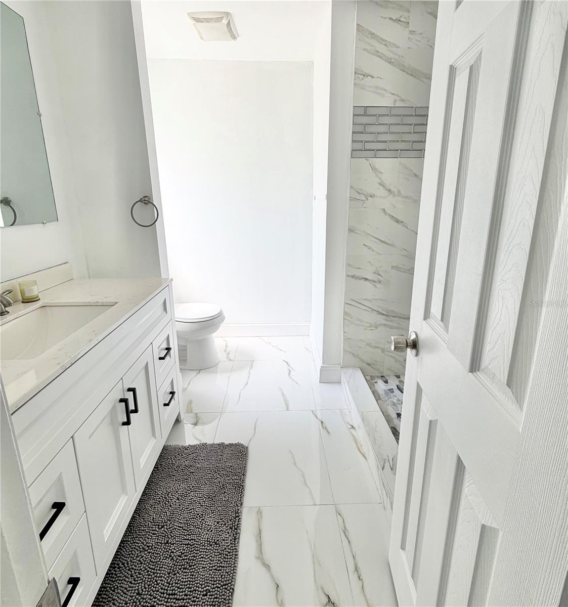 116 HERMES RD — photo 15