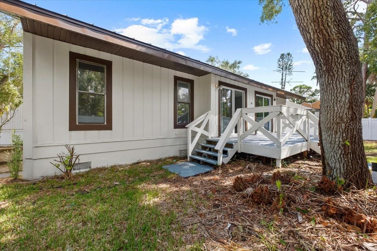 116 HERMES RD — photo 22