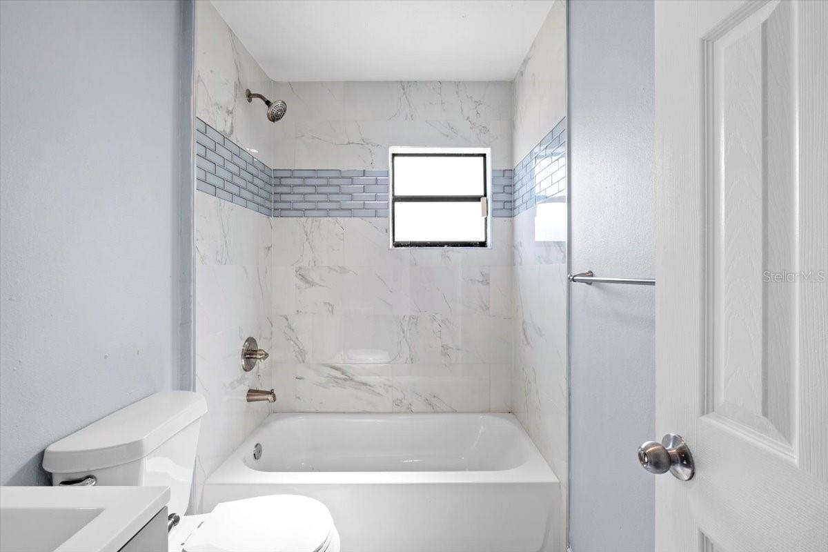 116 HERMES RD — photo 13