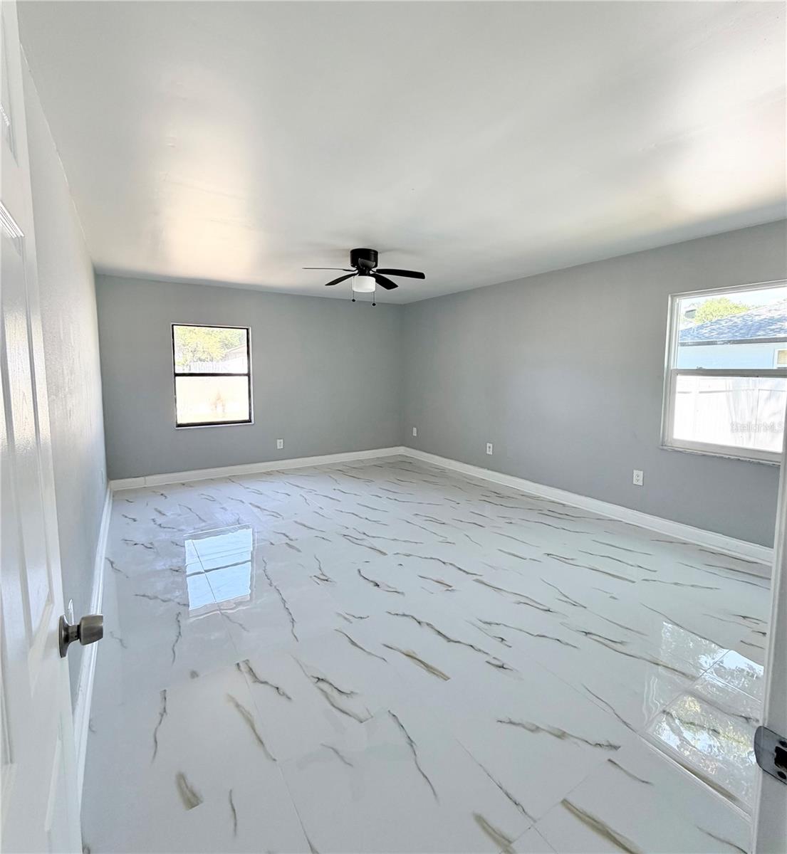 116 HERMES RD — photo 10