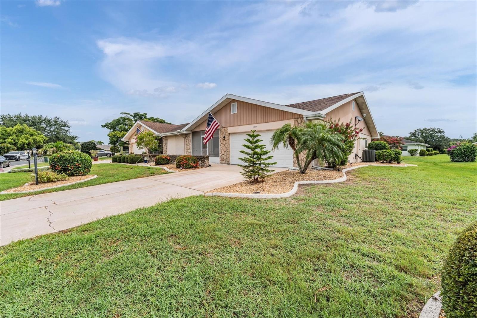 1209 WILD FEATHER LN — photo 30