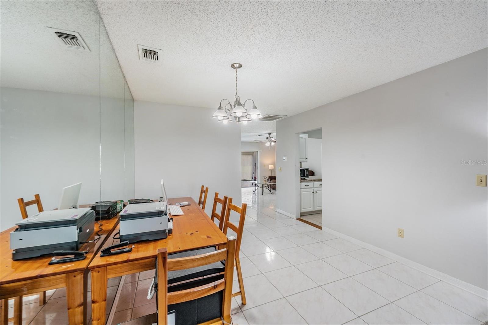 1209 WILD FEATHER LN — photo 35