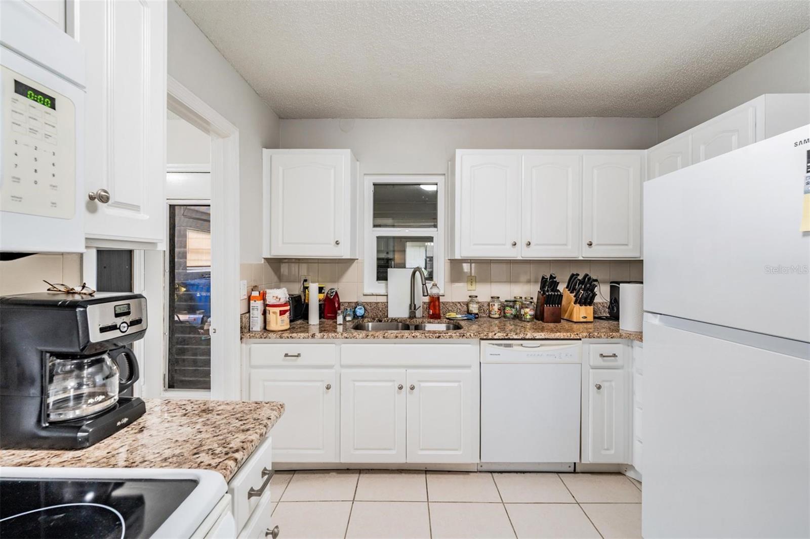 1209 WILD FEATHER LN — photo 13
