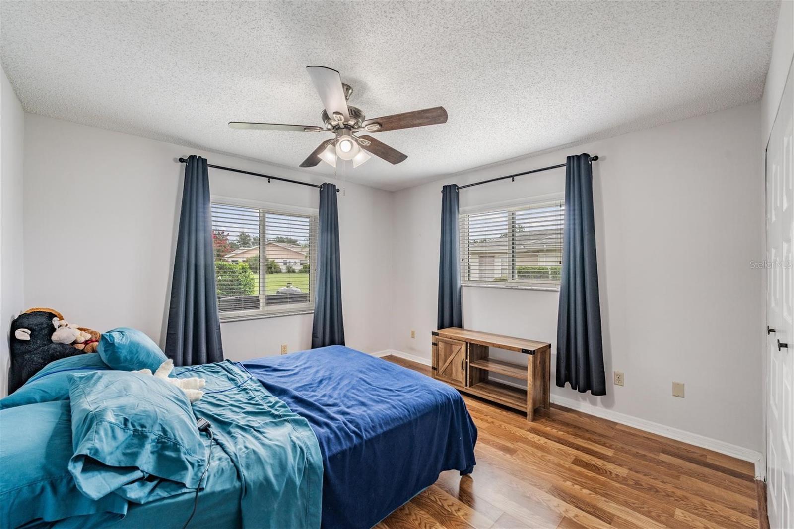 1209 WILD FEATHER LN — photo 40