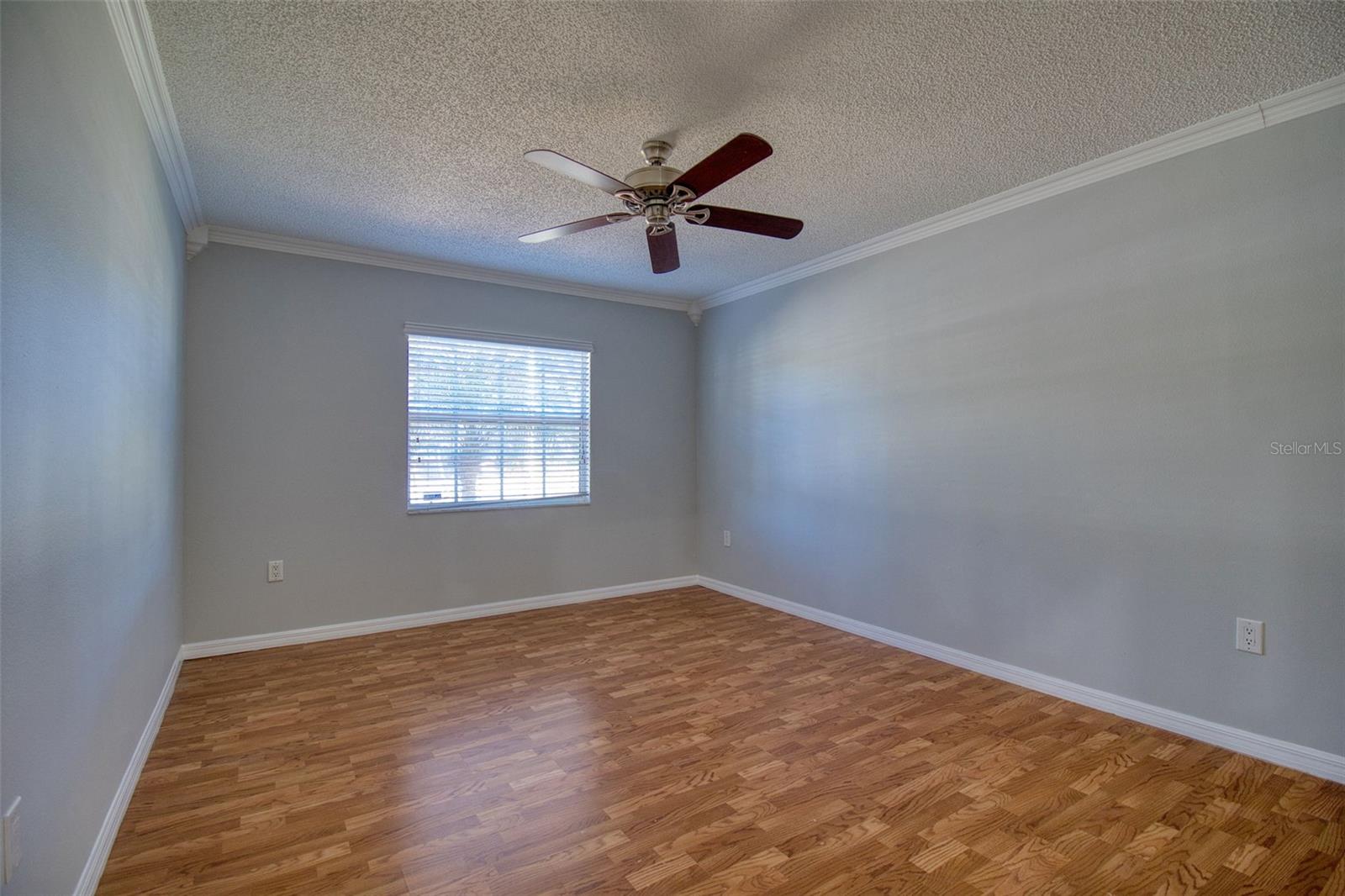 8122 MATTHEW DR — photo 16
