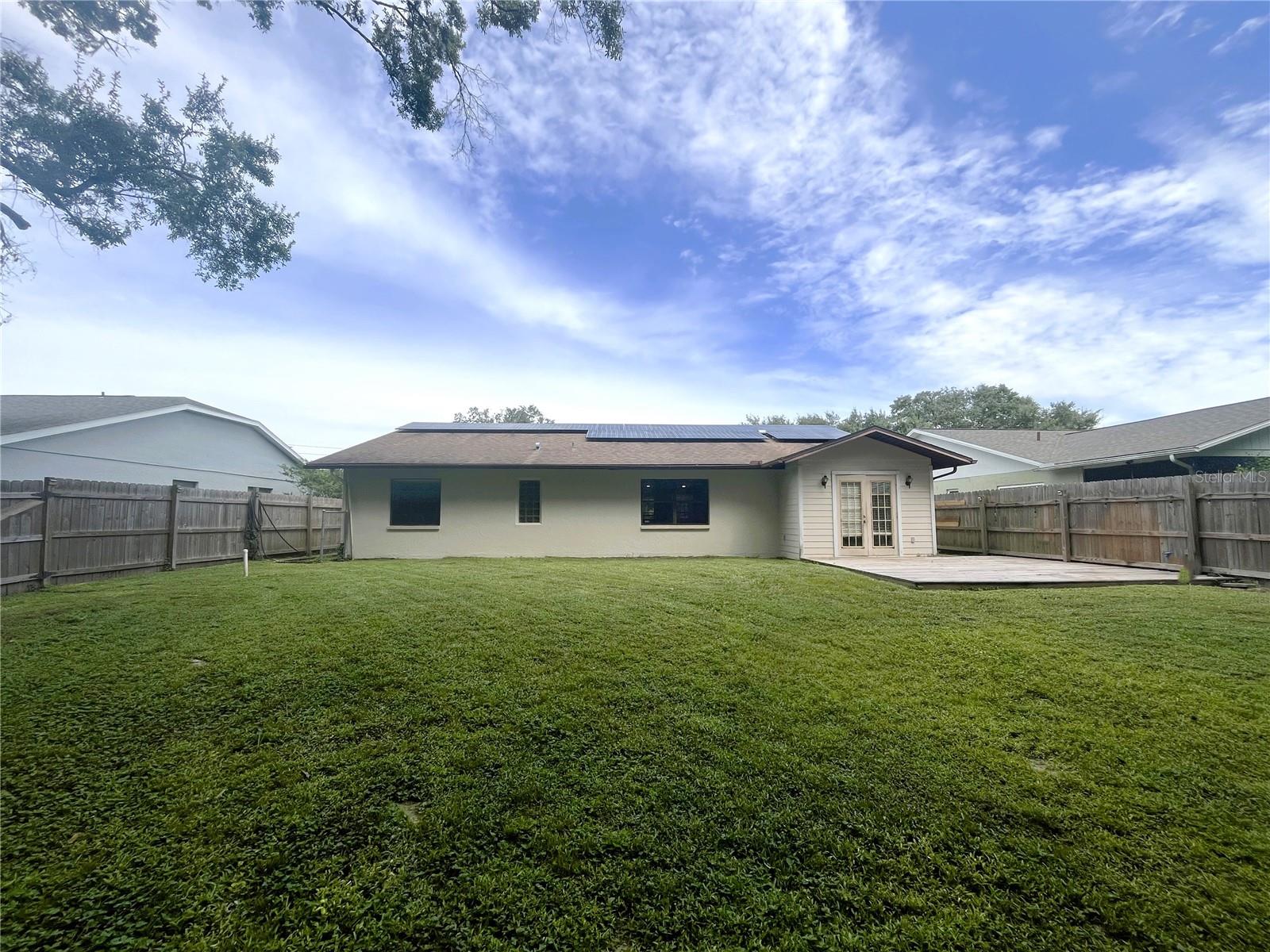 8122 MATTHEW DR — photo 23