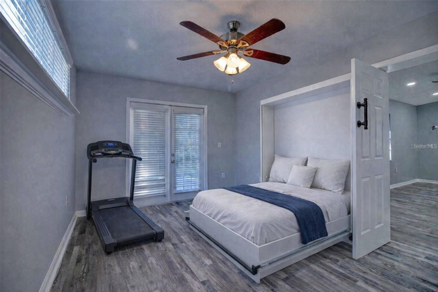 8122 MATTHEW DR — photo 19