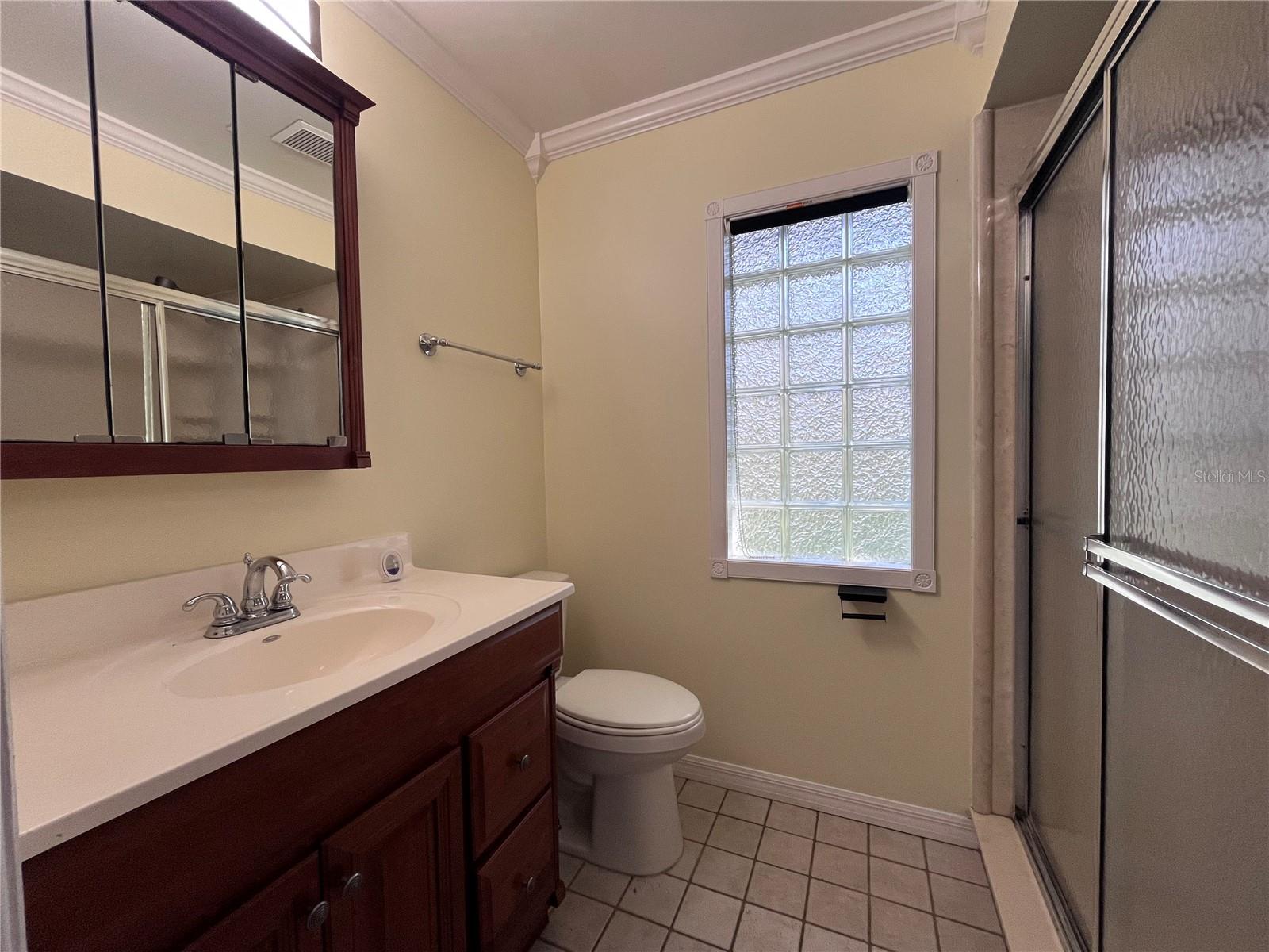 8122 MATTHEW DR — photo 14