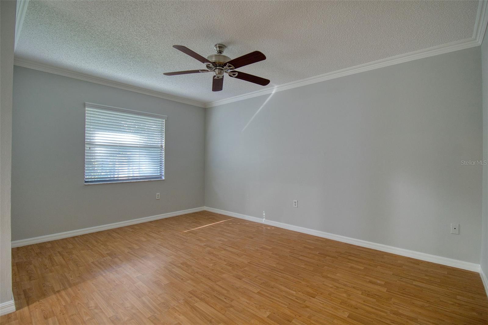 8122 MATTHEW DR — photo 12